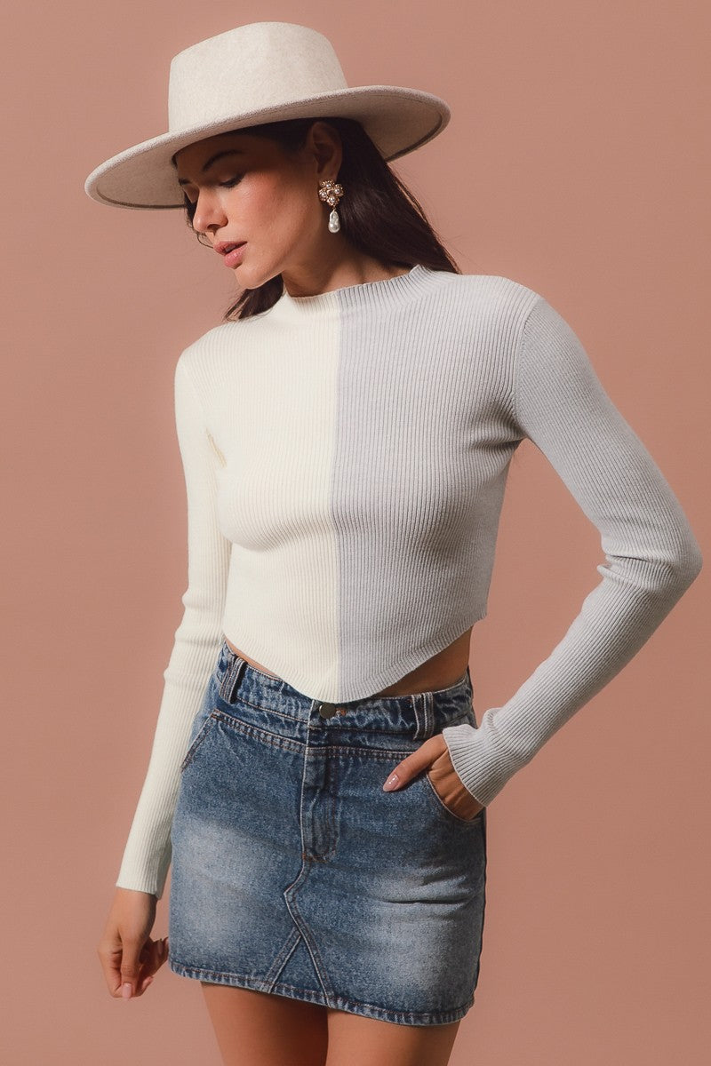 The ‘Kimmy Fitted Crop Sweater Top’