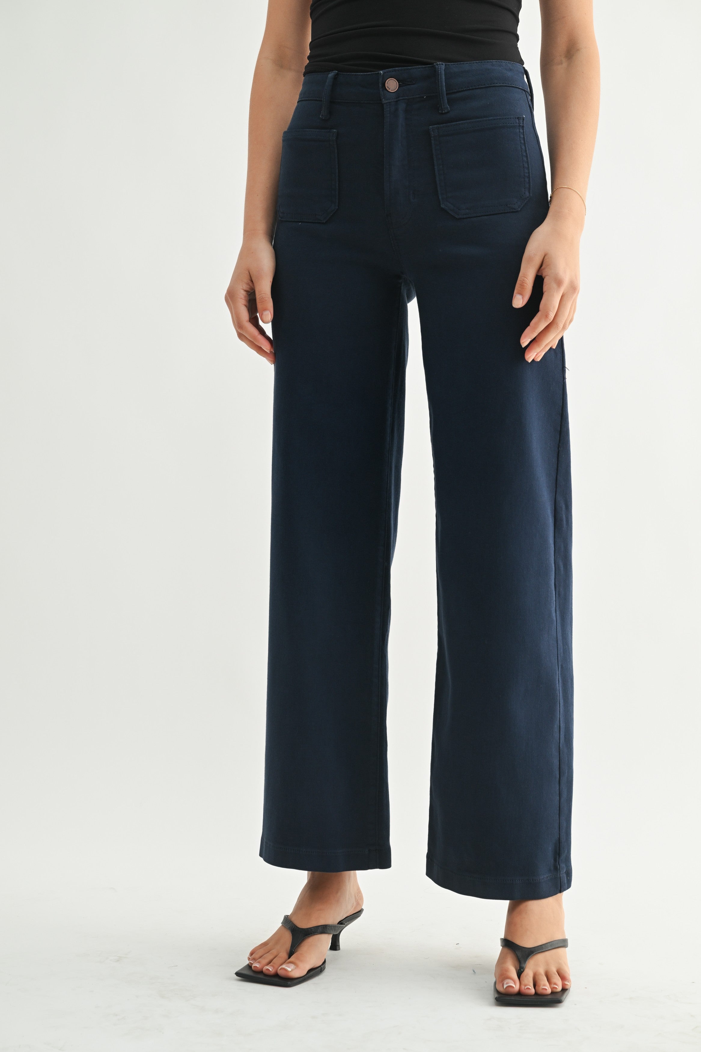 The ‘Mini Patch Pocket Wideleg’