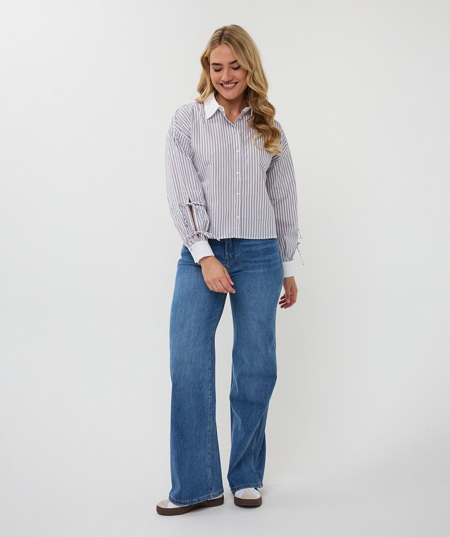 Esqualo ‘Cropped Blouse W/ Rhinestones’