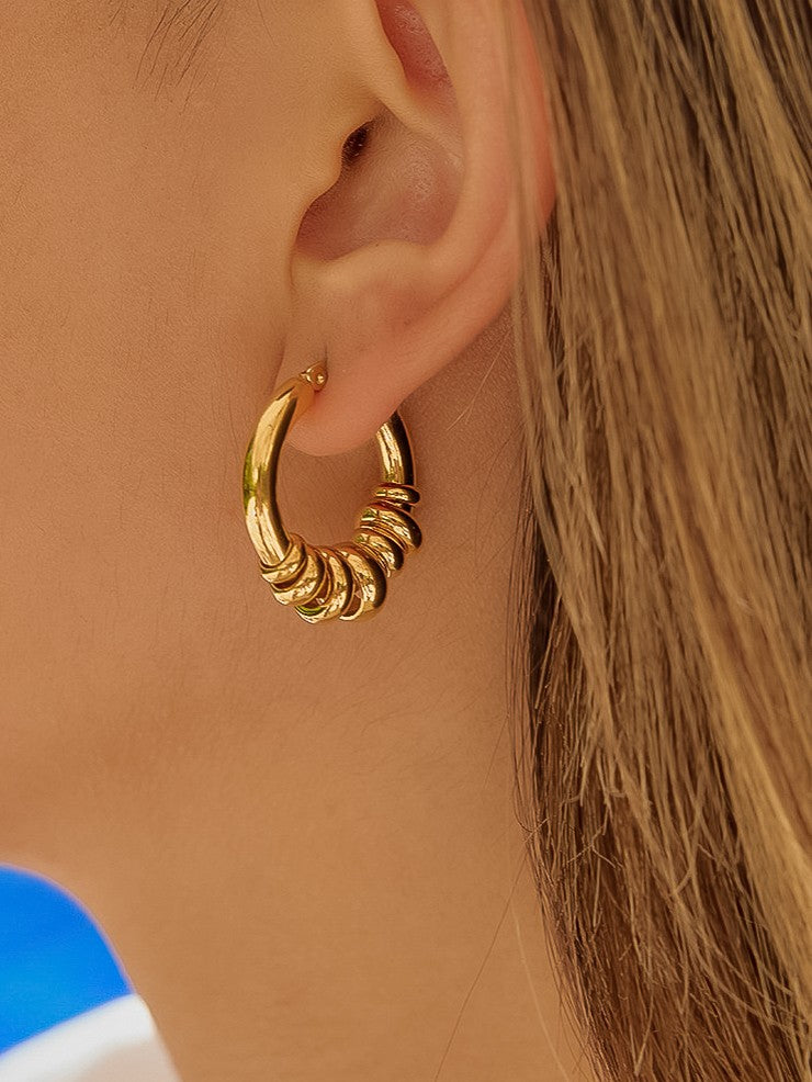 The ‘Novine Two Tone Hoop Earrings’