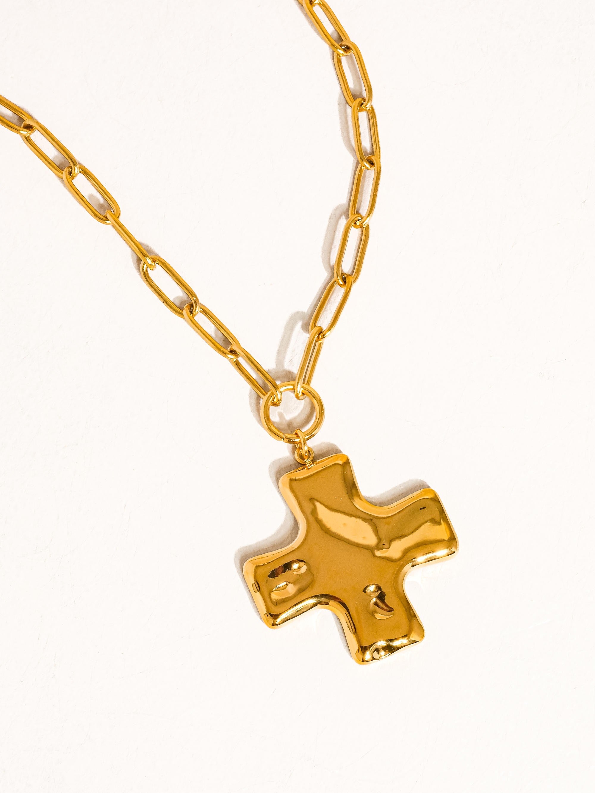 The ‘Bari Necklace’