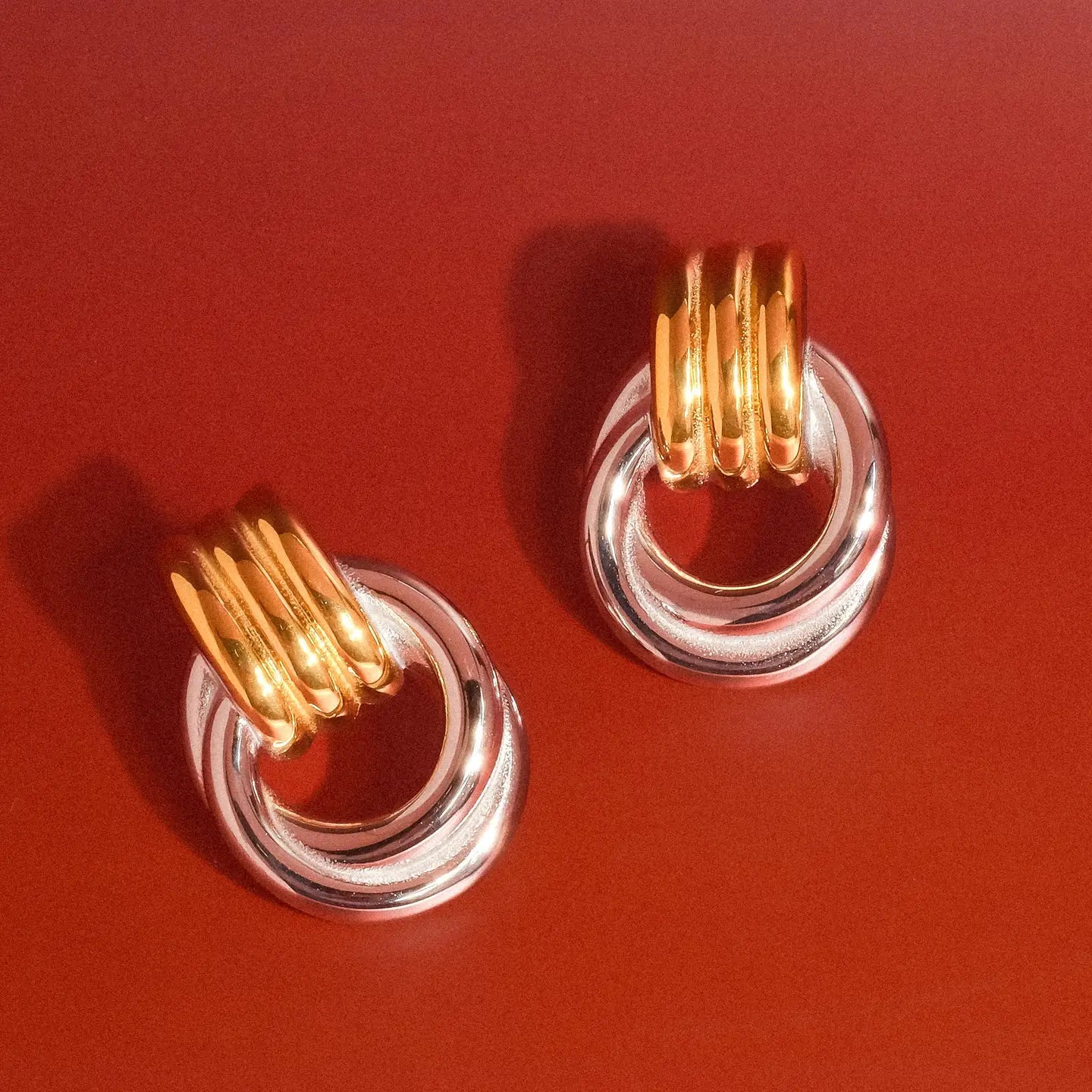 The ‘Wanda Classic Hoop Earring’