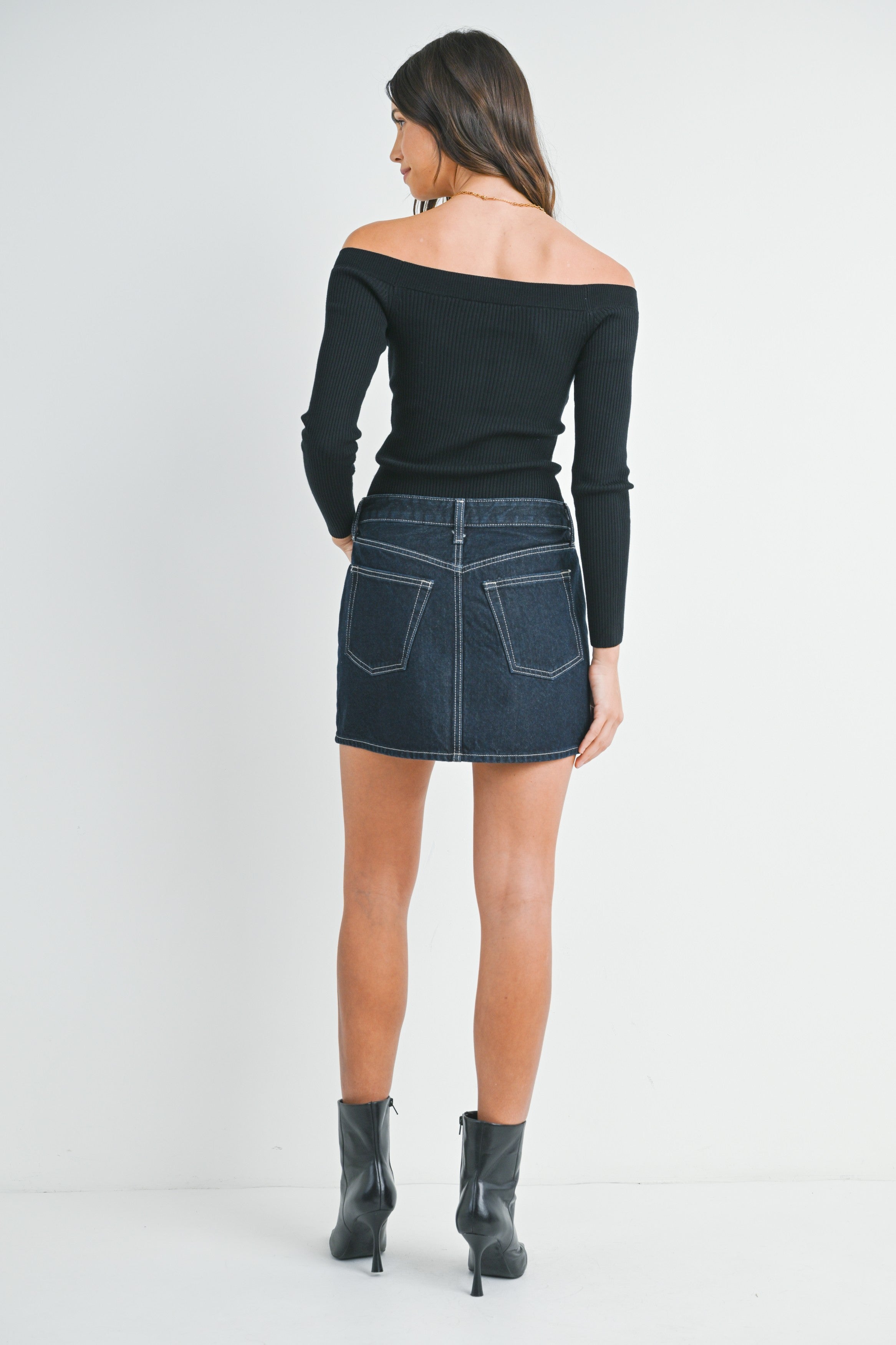 The ‘Micro Clean Hem Skirt’