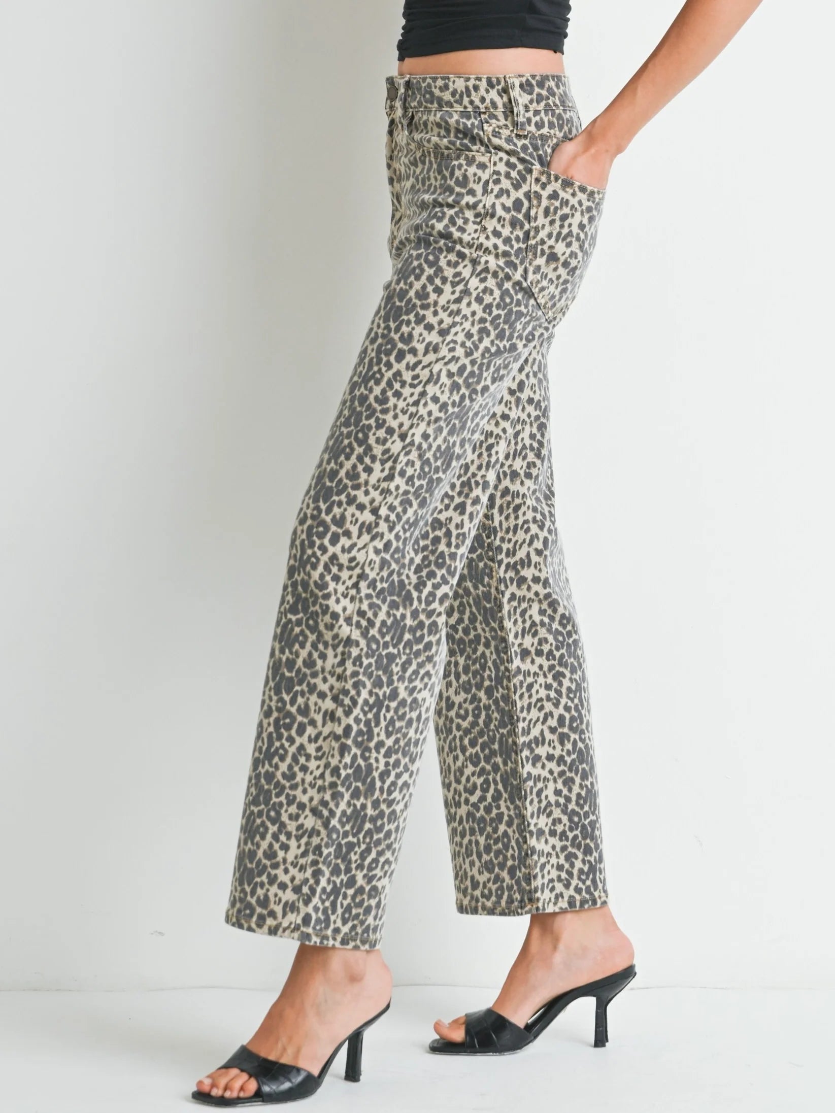 The ‘High Rise Vintage Straight Jean’
