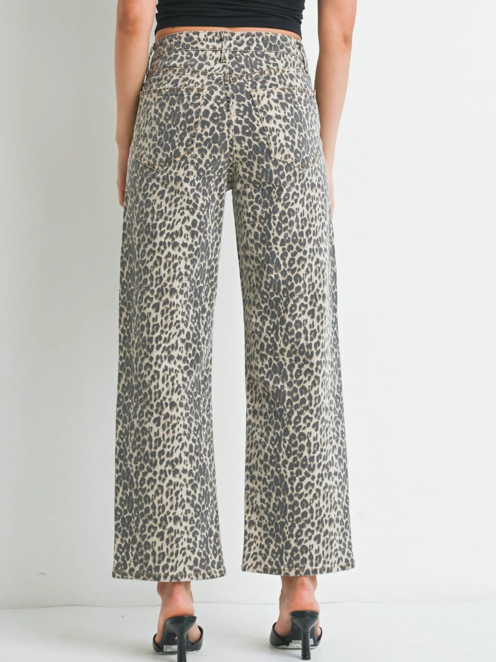 The ‘High Rise Vintage Straight Jean’